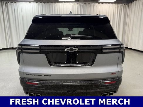 Used 2024 Chevrolet Traverse RS w/ LPO, Floor Liner Package image 6