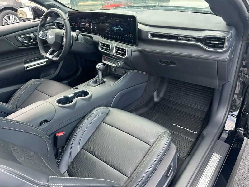 Used 2025 Ford Mustang GT Premium RWD image 12