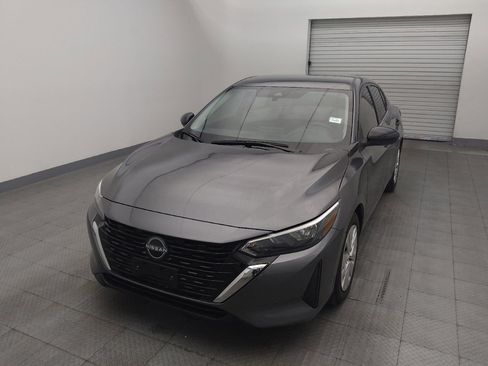 Used 2025 Nissan Sentra S image 15