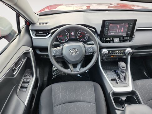 Used 2020 Toyota RAV4 XLE w/ Convenience Package AWD/4WD image 10