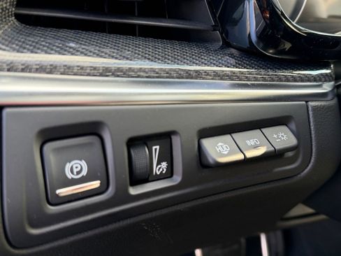 Used 2024 Cadillac XT5 Sportv image 20