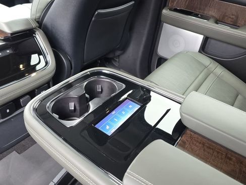 Used 2022 Lincoln Navigator Black Label image 16