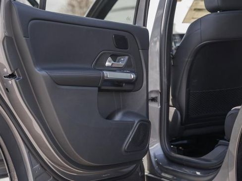 New 2026 Mercedes-Benz GLB 250 4MATIC image 37