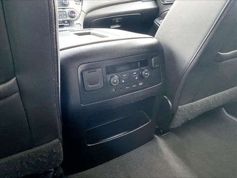 Used 2019 Chevrolet Tahoe LT AWD/4WD image 34