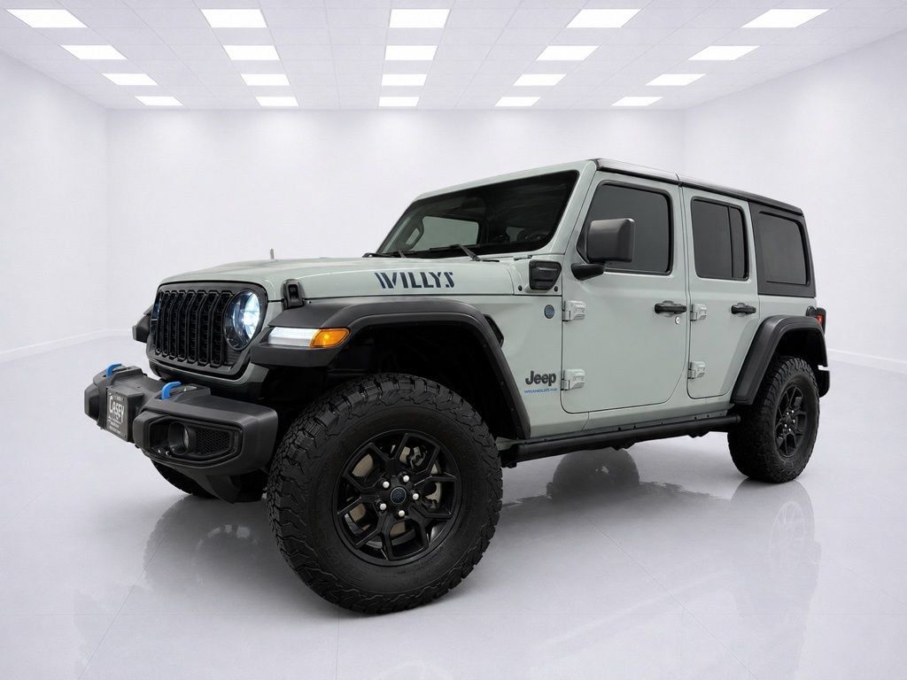 Used 2024 Jeep Wrangler Unlimited AWD/4WD image 5