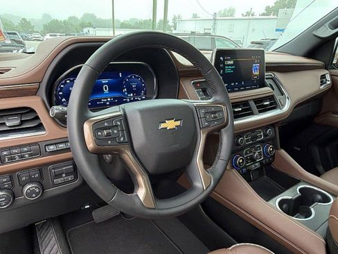 Used 2023 Chevrolet Tahoe High Country AWD/4WD image 28