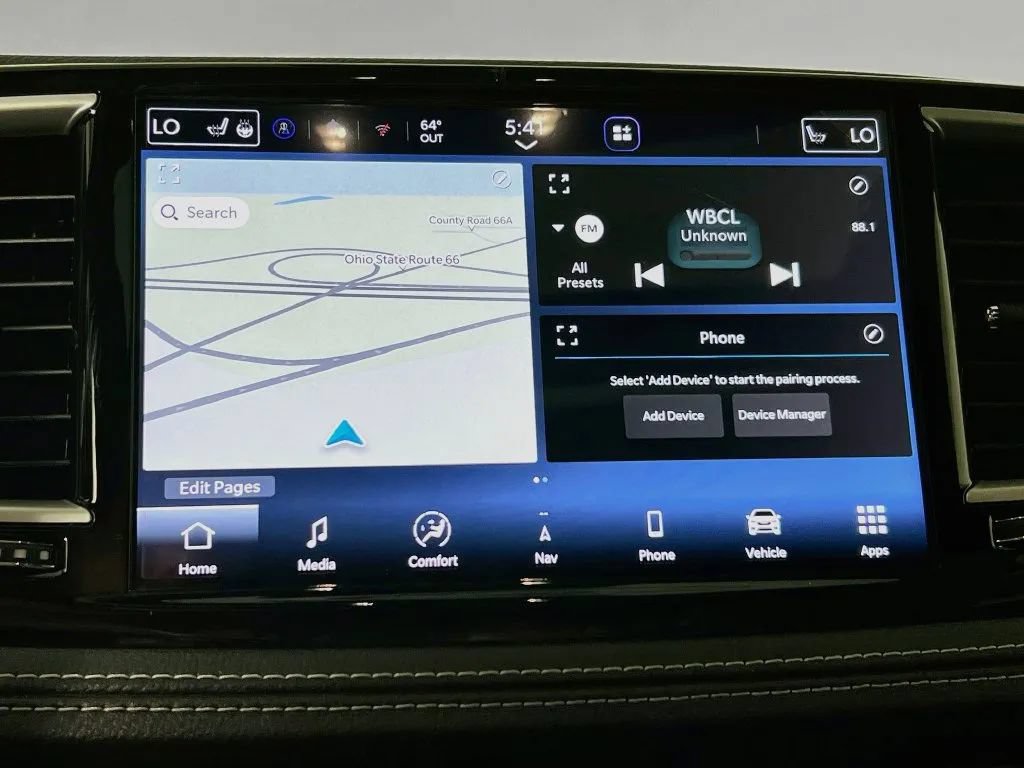 New 2027 Chrysler Pacifica Limited FWD image 16