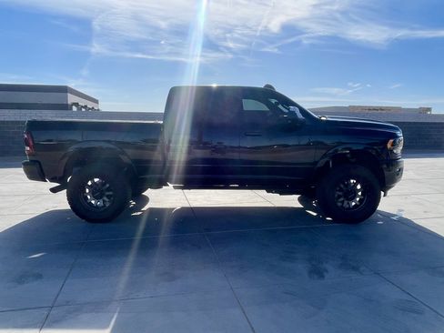 Used 2022 RAM 2500 Limited image 6