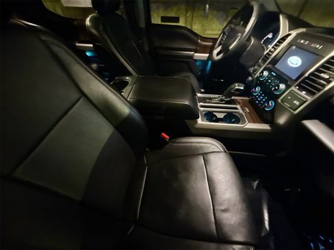 Used 2017 Ford F150 Lariat w/ Equipment Group 502A Luxury image 33