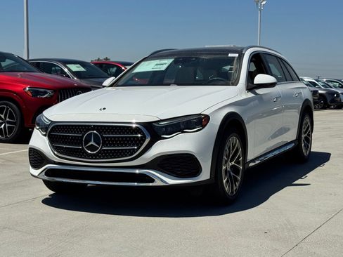 New 2025 Mercedes-Benz E 450 4MATIC All-Terrain Wagon image 3