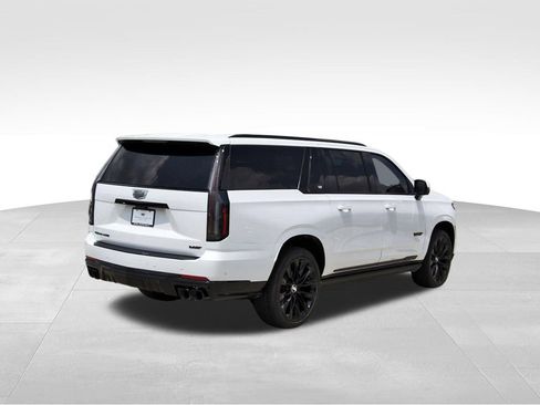 New 2026 Cadillac Escalade ESV V w/ LPO, ONYX Package AWD/4WD image 4