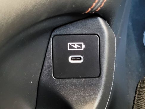 Used 2024 Honda HR-V Sport image 14