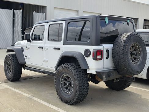 Used 2021 Jeep Wrangler Unlimited Sport image 14