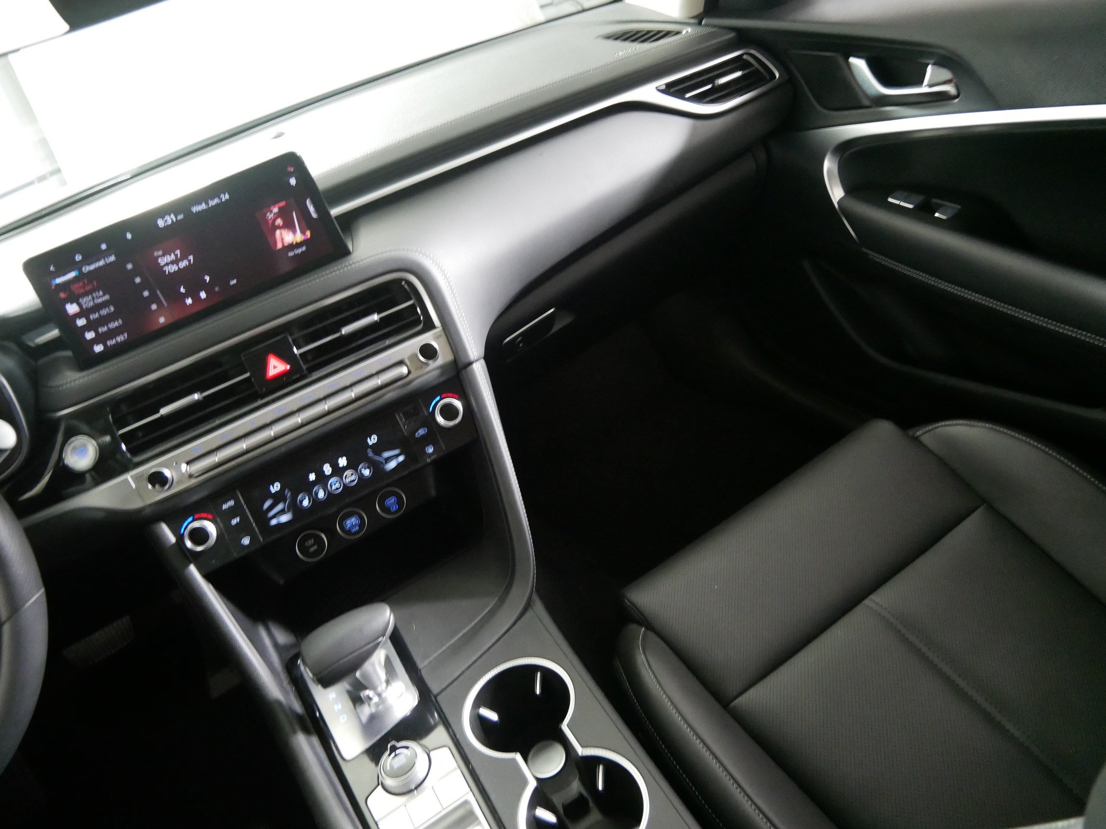 Certified 2026 Genesis G70 2.5T AWD/4WD image 11