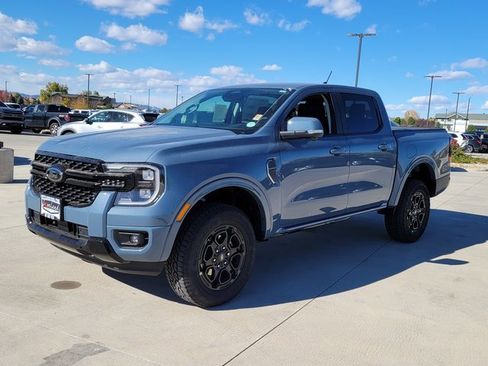 New 2025 Ford Ranger Lariat w/ Black Appearance Package image 4