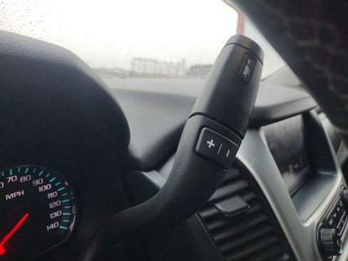 Used 2018 GMC Yukon SLE w/ Convenience Package image 23