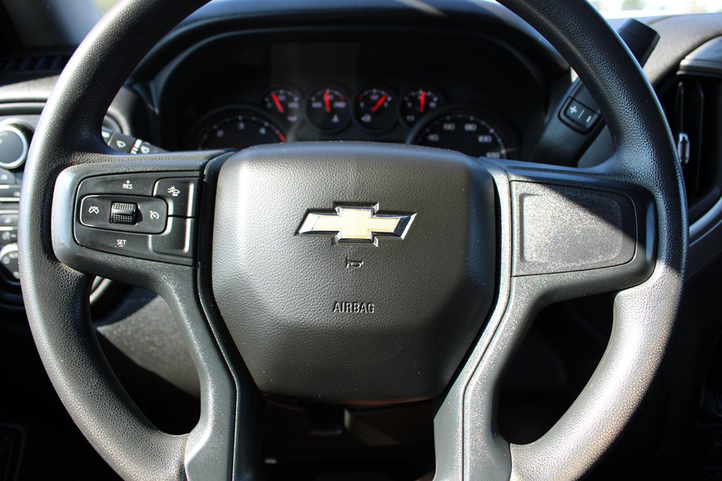 Used 2025 Chevrolet Silverado 3500 W/T w/ WT/CX Safety Package AWD/4WD image 40