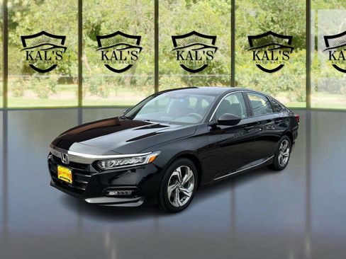 Used 2020 Honda Accord EX image 1