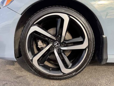 Used 2022 Honda Accord Sport image 9