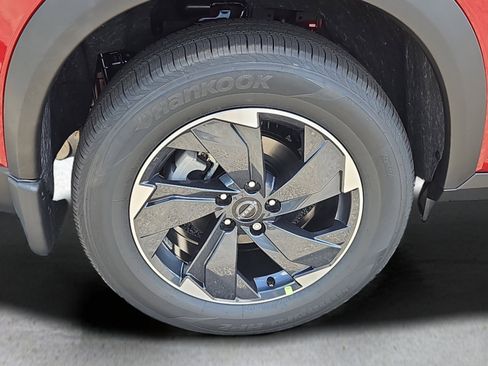 New 2026 Nissan Rogue SV image 5