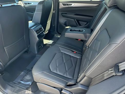 New 2026 Volkswagen Atlas Cross Sport SE AWD/4WD image 24