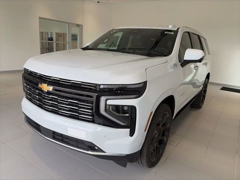 New 2026 Chevrolet Tahoe High Country AWD/4WD image 3