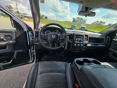 Used 2018 RAM 3500 Tradesman w/ Power & Remote Entry Group RWD image 13