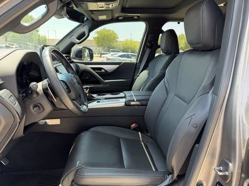 Used 2023 Lexus LX 600 F Sport w/ Accessory Package (Z1) AWD/4WD image 27