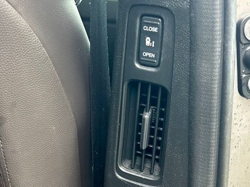 Used 2019 Honda Odyssey Elite image 55