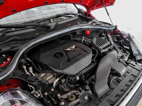 Used 2017 MINI Cooper Clubman ALL4 image 41