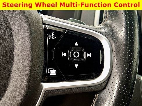 Used 2018 Volvo XC90 T8 R-Design w/ Convenience Package image 35