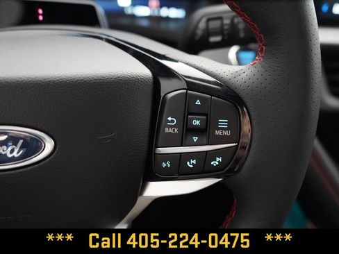 Used 2025 Ford Explorer ST-Line w/ Premium Package RWD image 34