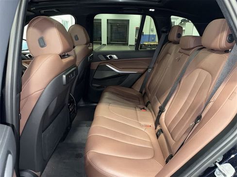 Used 2022 BMW X5 xDrive45e w/ M Sport Package image 17
