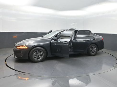 Used 2024 Kia K5 LXS FWD image 37