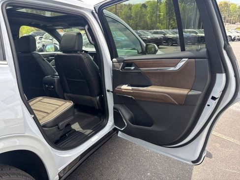 New 2026 GMC Acadia Denali Ultimate image 42