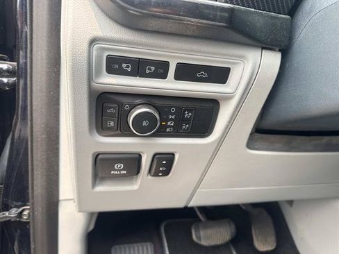 Used 2021 Ford F150 Limited AWD/4WD image 34