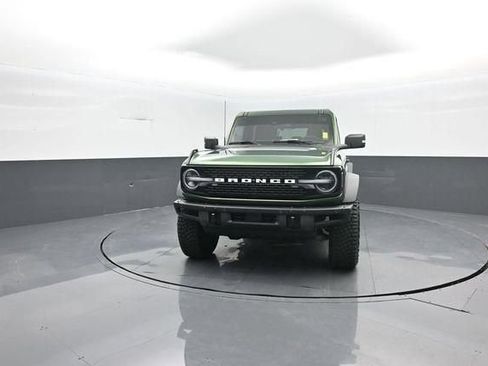 Certified 2024 Ford Bronco Wildtrak AWD/4WD image 3