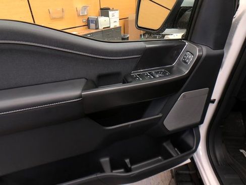 New 2025 Ford F150 Lariat w/ Equipment Group 501A Mid image 12