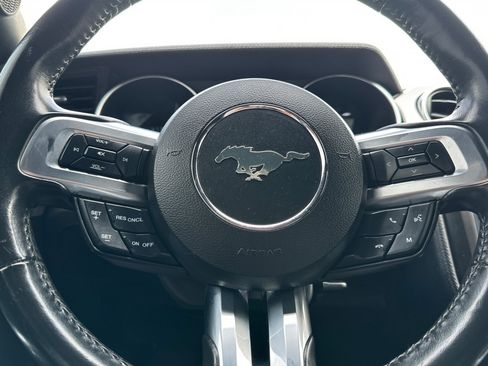 Used 2020 Ford Mustang GT RWD image 34