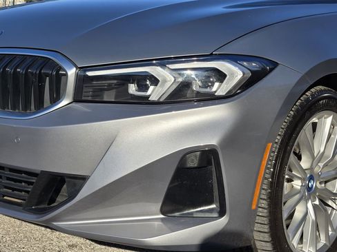 Used 2023 BMW 330e image 9