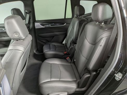 Certified 2024 Cadillac XT6 Premium Luxury w/ LPO, Floor Liner Package image 29