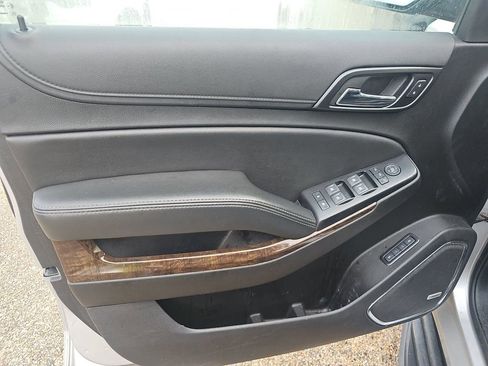 Used 2020 Chevrolet Tahoe LT image 8