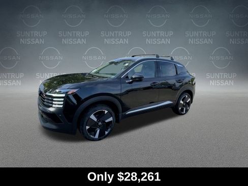 Used 2026 Nissan Kicks SR w/ Cold Weather Package AWD/4WD image 4