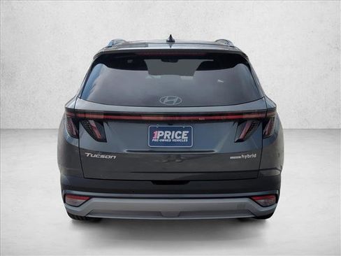 Certified 2025 Hyundai Tucson Limited image 6
