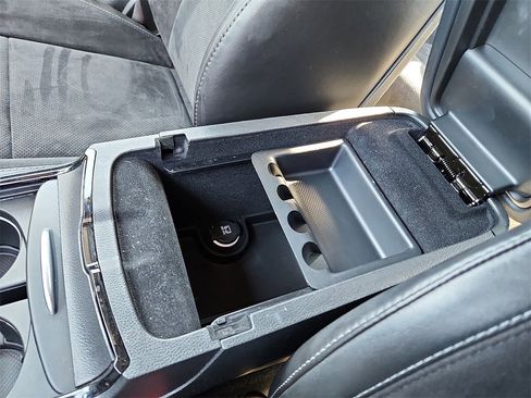 Used 2023 Dodge Charger GT w/ Plus Group image 27