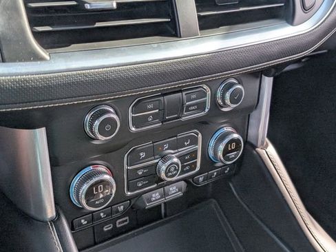 Used 2021 GMC Yukon SLT w/ SLT Premium Package RWD image 22