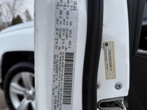 Used 2016 Jeep Compass Latitude image 6