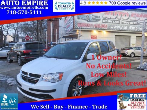 Used 2015 Dodge Grand Caravan SE image 1