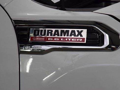 Used 2023 GMC Sierra 2500 Pro w/ Convenience Package AWD/4WD image 9