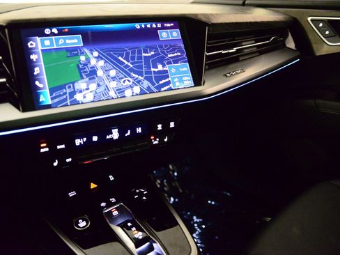 Used 2023 Audi Q4 e-tron Premium Plus w/ Premium Plus image 28